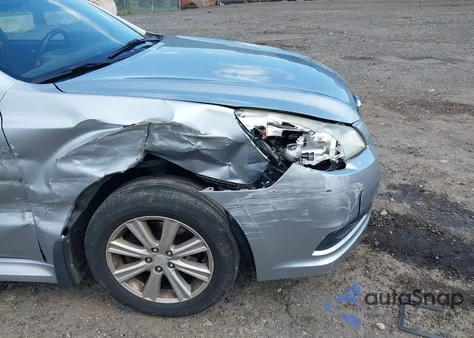 2012 Subaru Legacy 2.5I Premium из США, поврежденный, VIN 4S3BMBC67C3028602